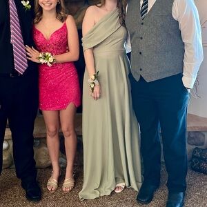 Light Green Floor Length single sleeve dress